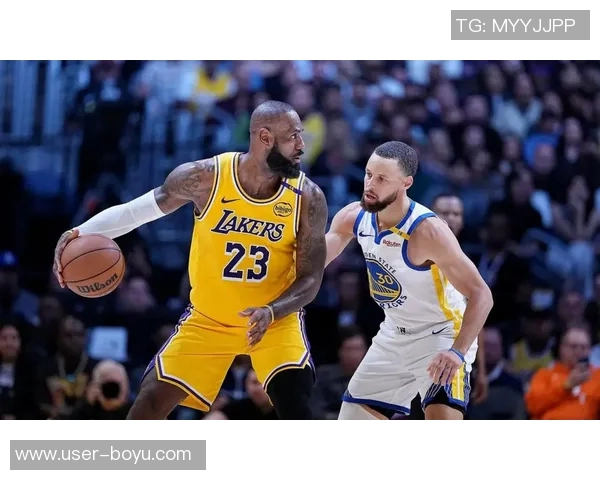 湖人官推比赛期间沉默不语引发球迷热议与吐槽