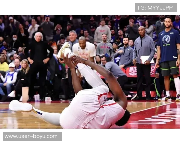 恩比德因右小腿不适缺席对阵老鹰本周末将进行伤情评估